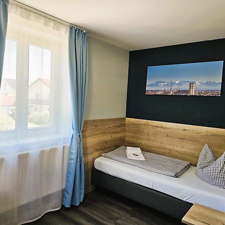 Novitel Pension Pliening - Muenchen Messe Kültér fotó